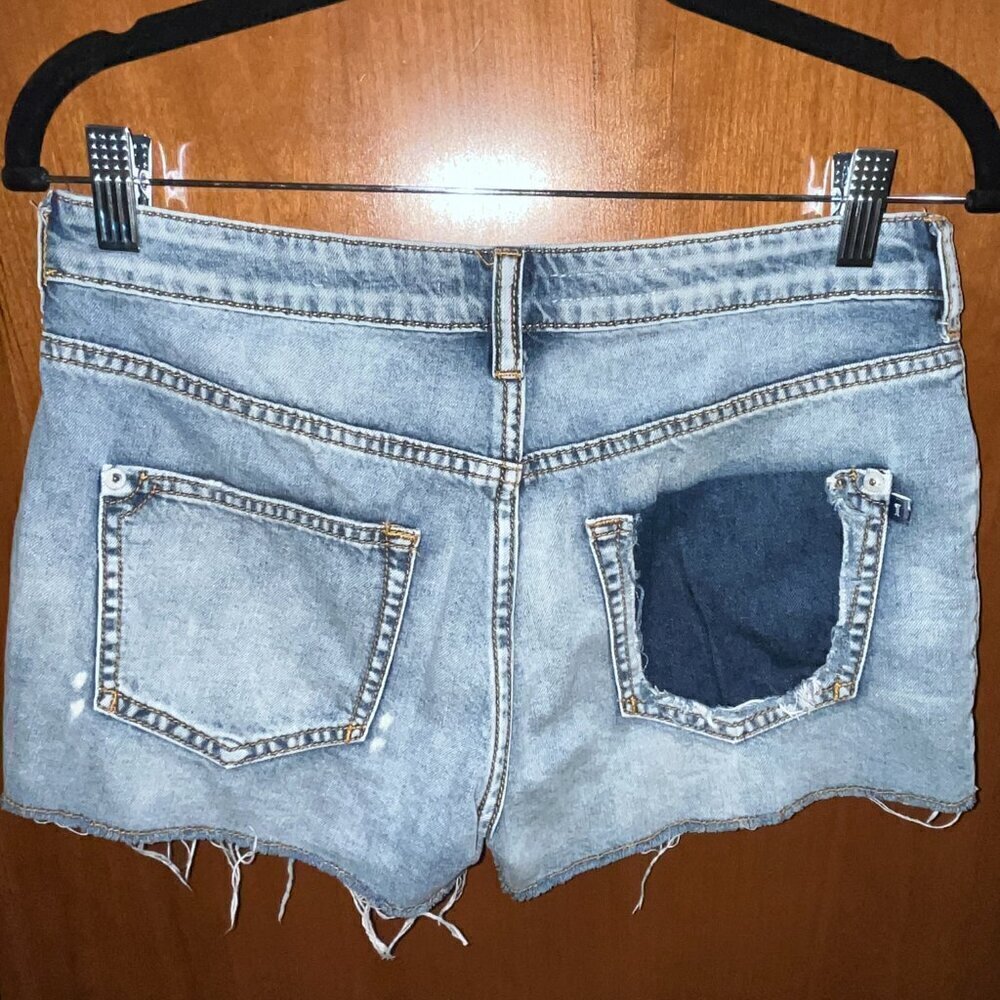 ANTHROPOLOGIE PILCRO Denim SHORT SHORTS JORTS Exposed Button Fly Distressed 25 - Picture 5 of 13